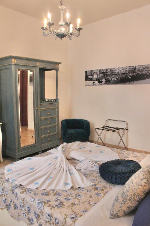 B&B Le Camere Di Livia Siena Dış mekan fotoğraf