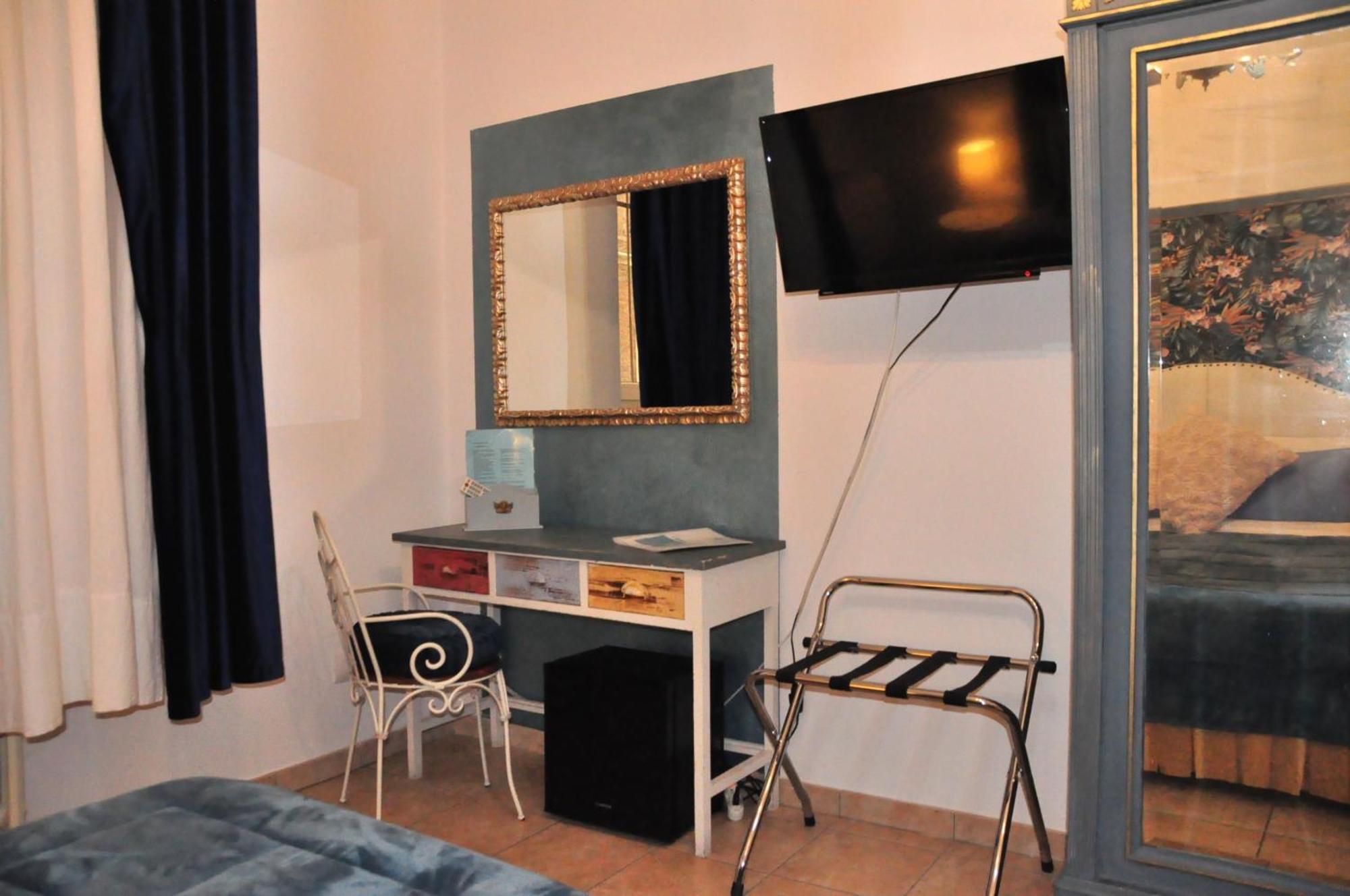 B&B Le Camere Di Livia Siena Dış mekan fotoğraf